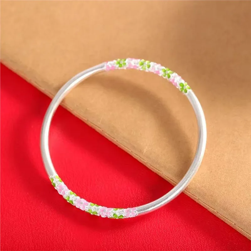 Plum Blossom Closed 9999 Bracelet Style Enamel Color Silver Bangle
Plum Blossom Closed 9999 Bracelet Style Enamel Color Silver Bangle