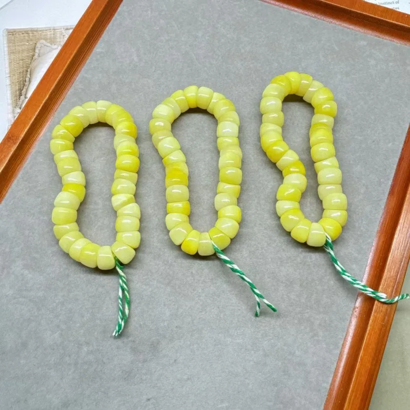 Chicken Fat Yellow Bone Large Intestine Plain Beads Single Circle Finger Bracelet
Chicken Fat Yellow Bone Large Intestine Plain Beads Single Circle Finger Bracelet