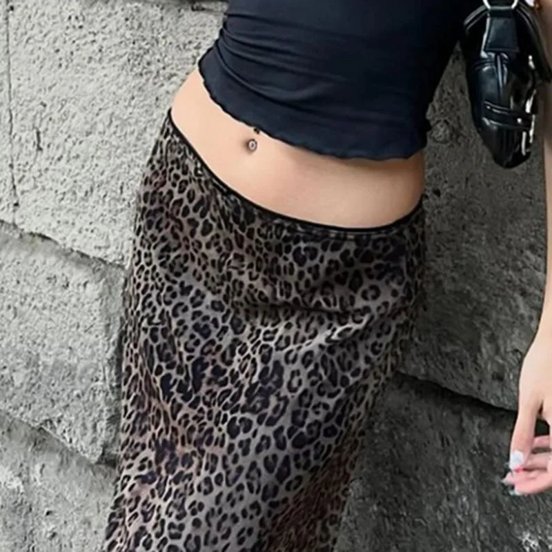 2025 Lace-edge Leopard Print Full-length Figure-hugging Skirt for Women Slimming and Sexy Half-length Skirt for Autumn
2025 Lace-edge Leopard Print Full-length Figure-hugging Skirt for Women Slimming and Sexy Half-length Skirt for Autumn