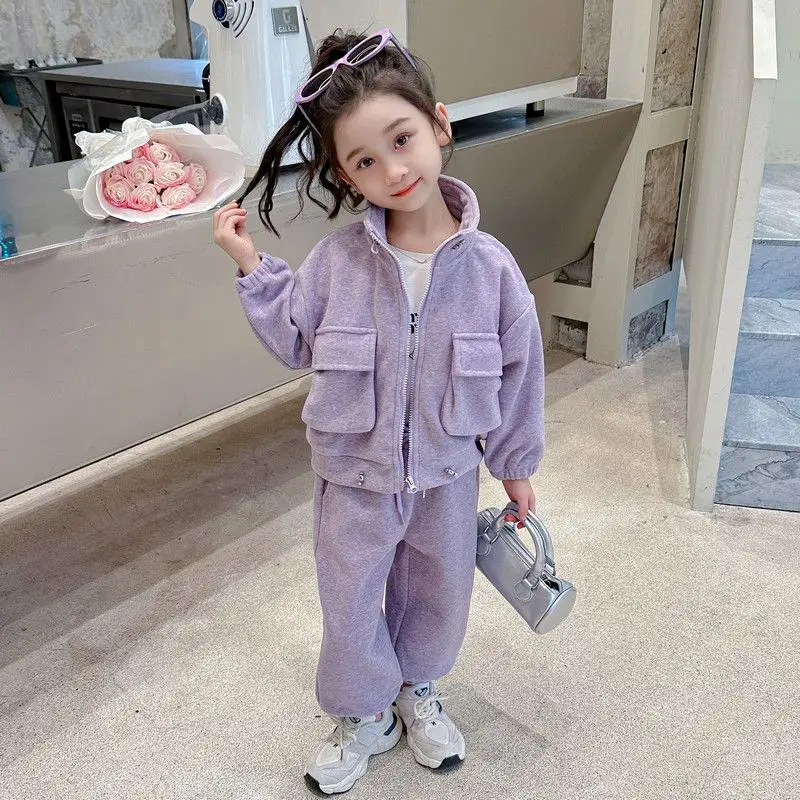 Girls Autumn Outfit Set Popular New Children Sports Set Girls Fashion and Trendy Baby Hoodie Two Piece Set
Girls Autumn Outfit Set Popular New Children Sports Set Girls Fashion and Trendy Baby Hoodie Two Piece Set