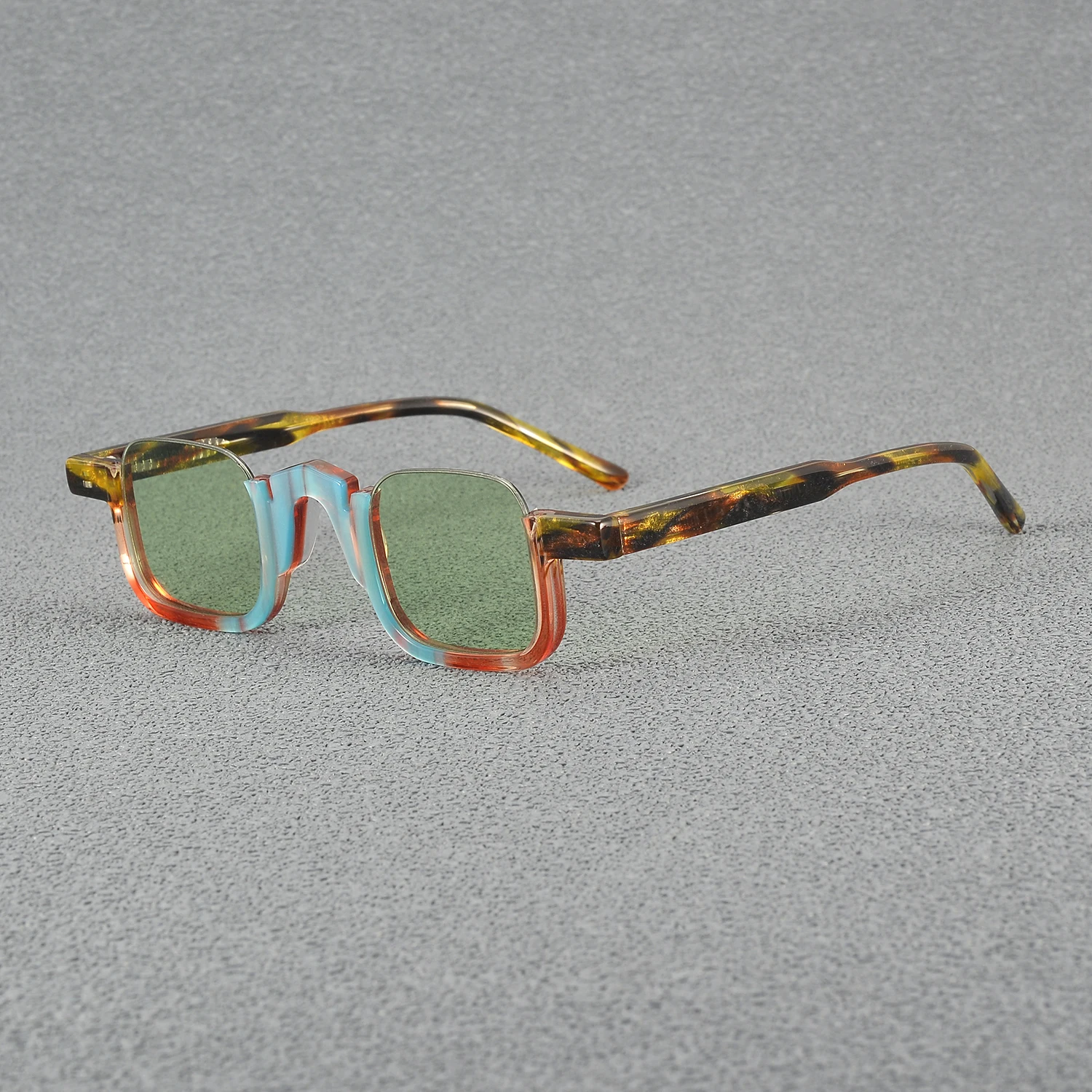 Plate square sunglasses unisex polarized sunglasses half frame driving can be worn for myopia big face slim tortoise shell color
Plate square sunglasses unisex polarized sunglasses half frame driving can be worn for myopia big face slim tortoise shell color