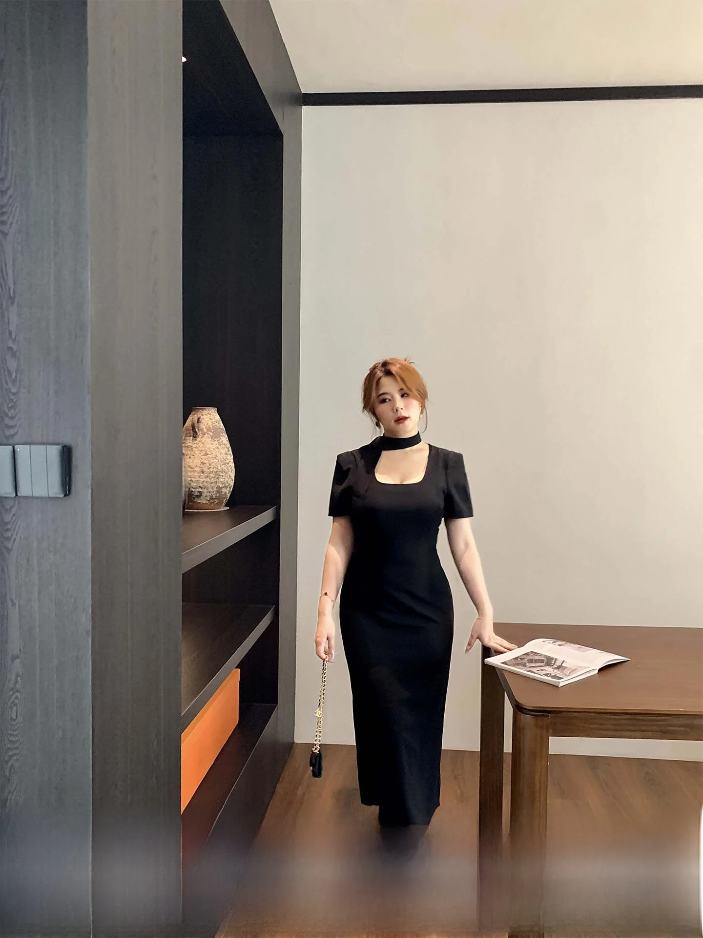 Elegant Black Summer New Style Midi Dress Square Collar Sash plus Size Women's Fashionable Long Dress Retro Commute Style
Elegant Black Summer New Style Midi Dress Square Collar Sash plus Size Women's Fashionable Long Dress Retro Commute Style
