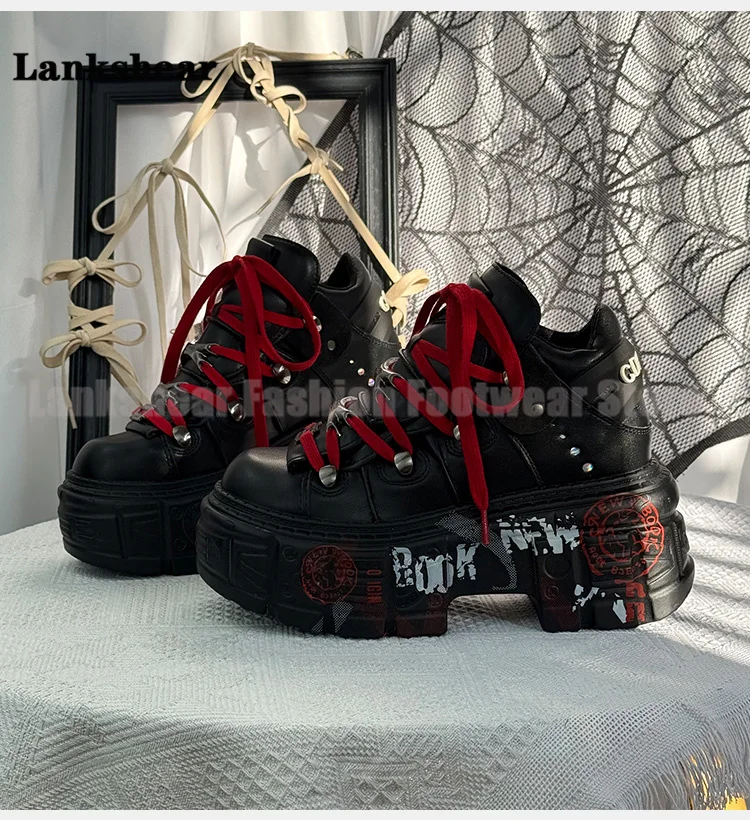 Punk Style Thick Soled Shoes Y2K Motorcycle Boots Height Increasing Designer Style Women's High Increase Shoes Botas Mujer
Punk Style Thick Soled Shoes Y2K Motorcycle Boots Height Increasing Designer Style Women's High Increase Shoes Botas Mujer