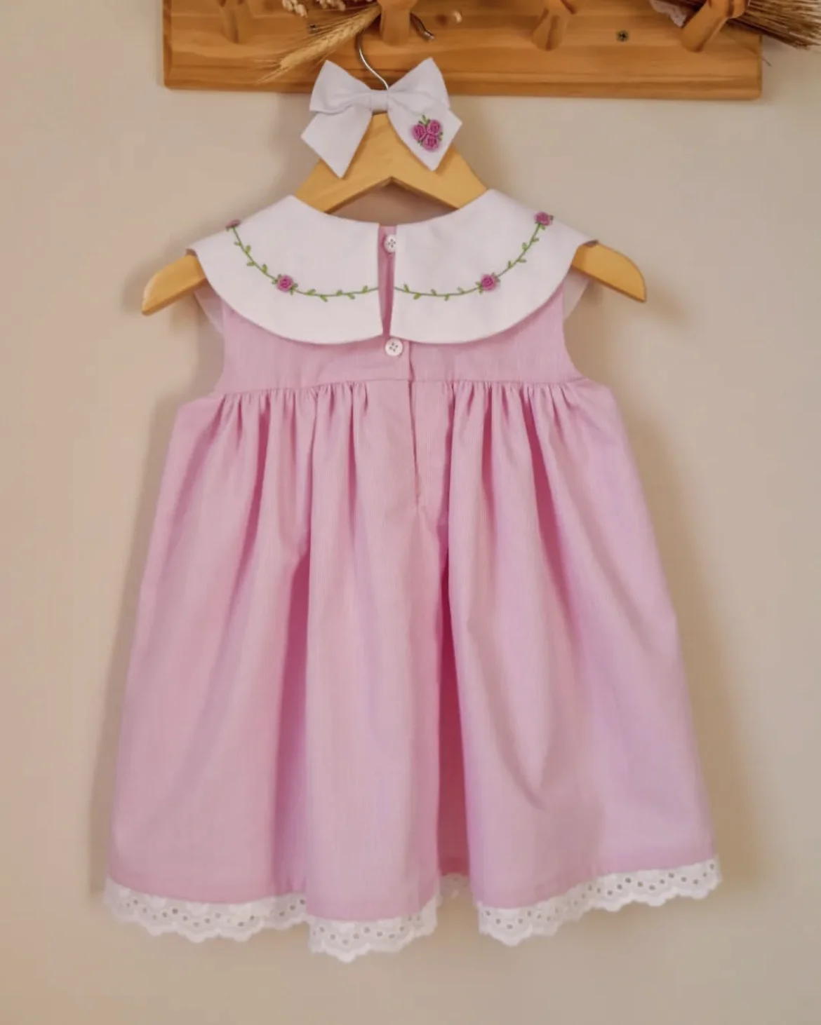 Baby Girl Summer Flower Handmade Embroidery Vintage Turkish Princess Ball Gown Pink Plaid Dress for Eid Birthday Photography
Baby Girl Summer Flower Handmade Embroidery Vintage Turkish Princess Ball Gown Pink Plaid Dress for Eid Birthday Photography
