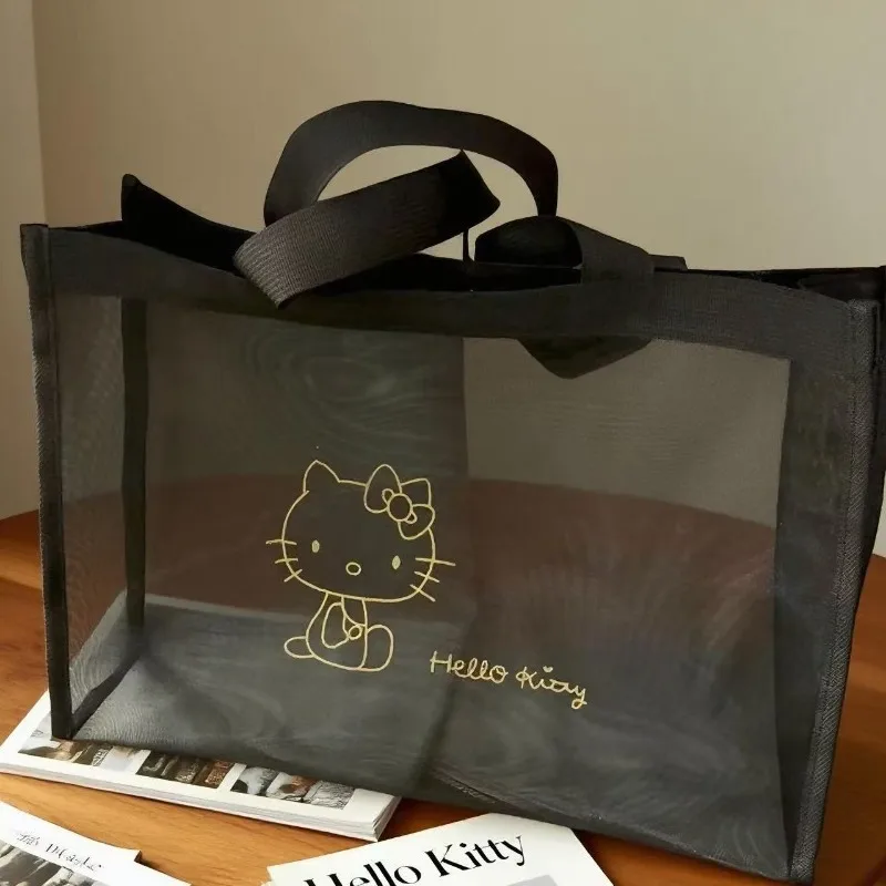Сетчатая сумка Kitty Cat, большая вместимость, прозрачная сетка, простая и стильная, подходит для ежедневных поездок и переноски в руке.
Сетчатая сумка Kitty Cat, большая вместимость, прозрачная сетка, простая и стильная, подходит для ежедневных поездок и переноски в руке.