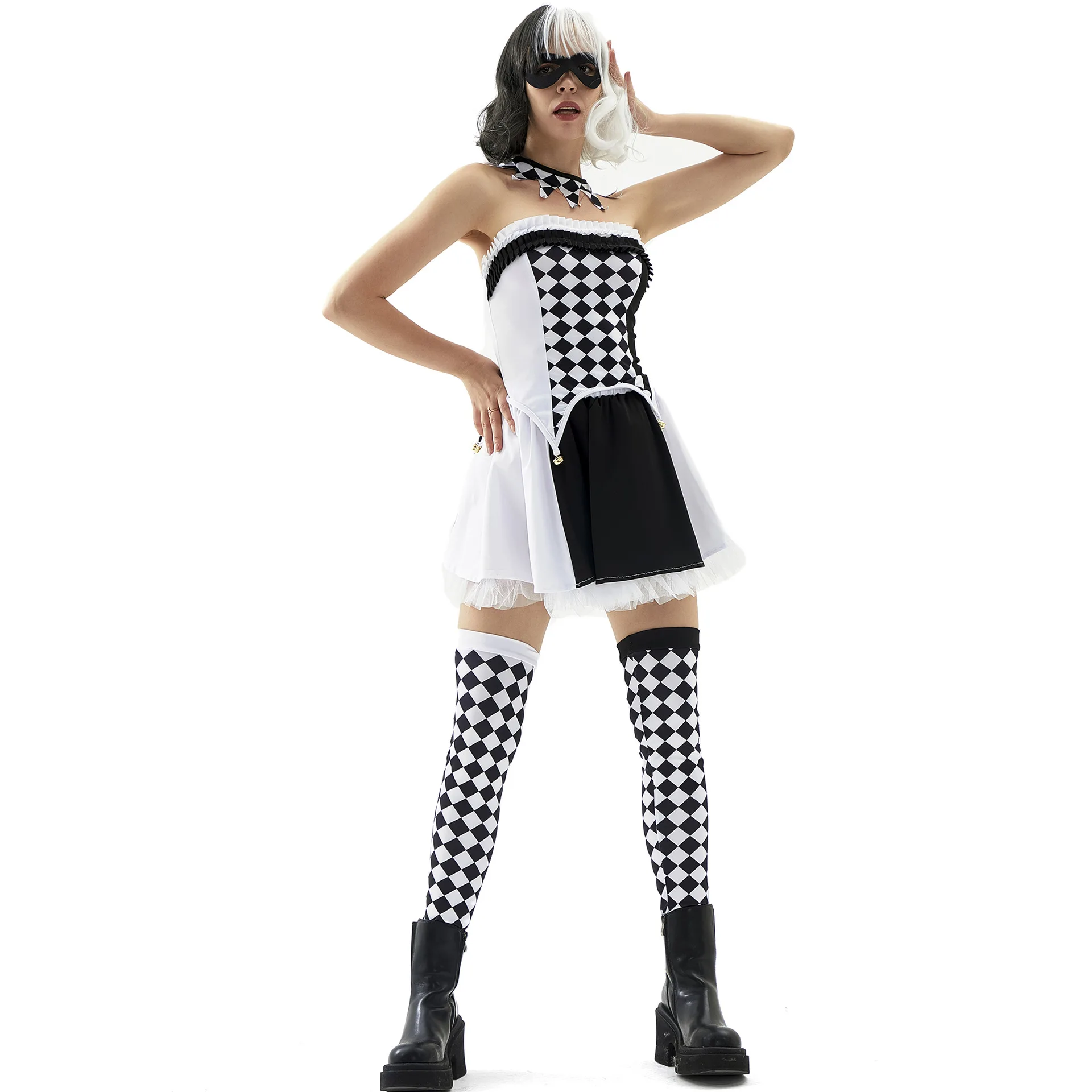 Black and White Witch Costume: Checkered Clown & Devil Kuira Ghost Bride Outfit for Halloween Performance
Black and White Witch Costume: Checkered Clown & Devil Kuira Ghost Bride Outfit for Halloween Performance