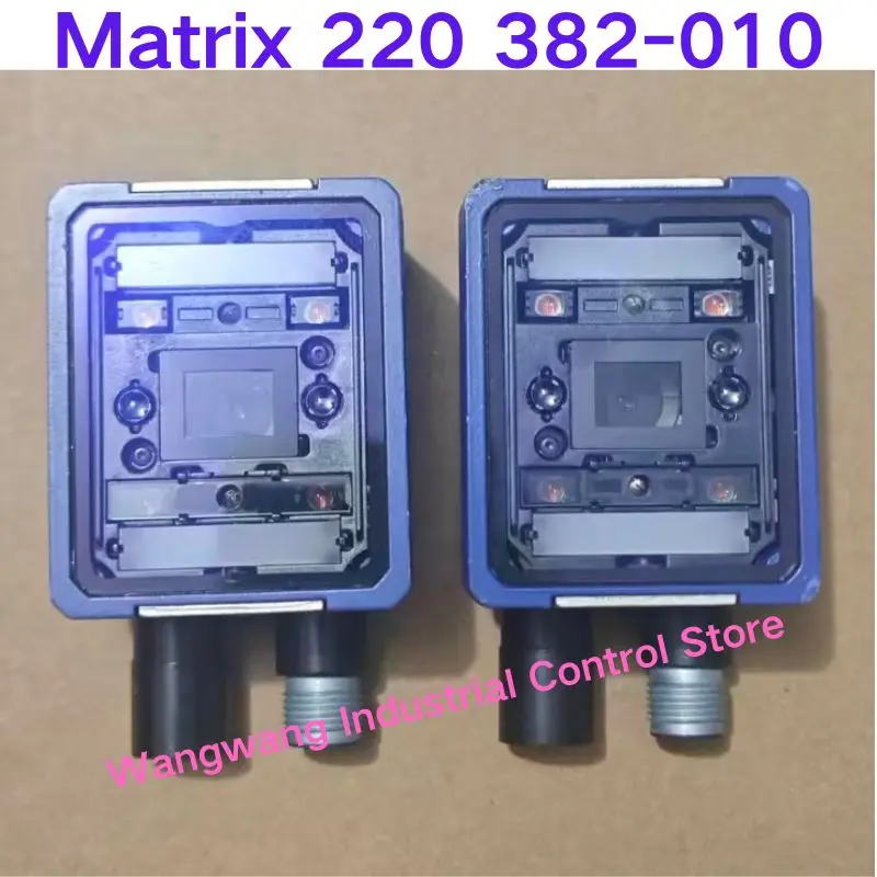 Проверенный б/у прибор, исправен. Считыватель кодов MATRIX220 382-010.
Проверенный б/у прибор, исправен. Считыватель кодов MATRIX220 382-010.