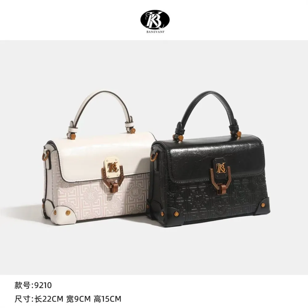KB Women's Handbag 2025 Autumn/Winter New High end Designer Embossed Square Box Bag, Fashionable Multi functional Shoulder Cross
KB Women's Handbag 2025 Autumn/Winter New High end Designer Embossed Square Box Bag, Fashionable Multi functional Shoulder Cross