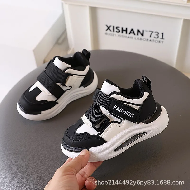 All-season Kids Soft-soled Casual Dad Shoes Boys Girls PU Leather Sneakers Children Thick-soled Breathable Casual Running Shoes
All-season Kids Soft-soled Casual Dad Shoes Boys Girls PU Leather Sneakers Children Thick-soled Breathable Casual Running Shoes