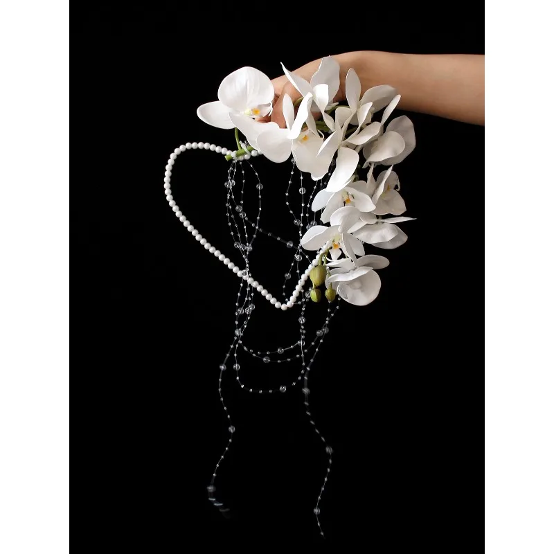 Artificial flower calla lily pearl style wedding Nordic bouquet bride wedding photo studio photography fake flower bouquet
Artificial flower calla lily pearl style wedding Nordic bouquet bride wedding photo studio photography fake flower bouquet