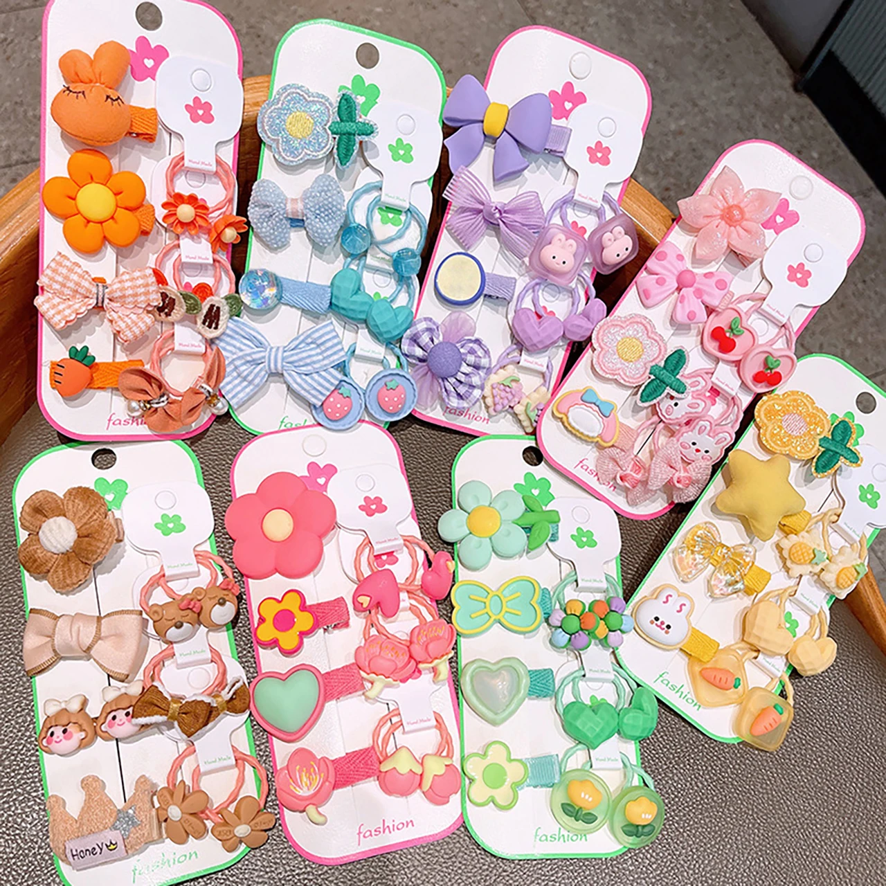 10Pcs Kids Hair Clip Set Princess Girl Hair Ropes Heart-Shaped Hairbands Floral Flower Bangs Clips Bow Barrettes Cartoon Hairpin
10Pcs Kids Hair Clip Set Princess Girl Hair Ropes Heart-Shaped Hairbands Floral Flower Bangs Clips Bow Barrettes Cartoon Hairpin