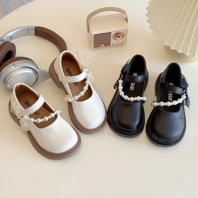 Girls Solid Color Leather Shoes Children Soft Bottom Leather Shoes 2025 Spring and Autumn New Little Girl Bow Princess Shoes
Girls Solid Color Leather Shoes Children Soft Bottom Leather Shoes 2025 Spring and Autumn New Little Girl Bow Princess Shoes