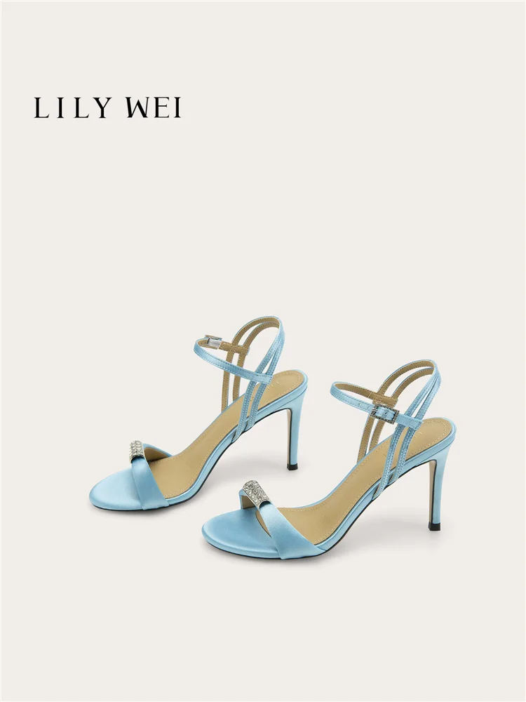 Summer New Silk Water Diamond Strap Small Size Stiletto Sandals Banquet Dress Large Size Stiletto High Heels Women's Sandals
Summer New Silk Water Diamond Strap Small Size Stiletto Sandals Banquet Dress Large Size Stiletto High Heels Women's Sandals