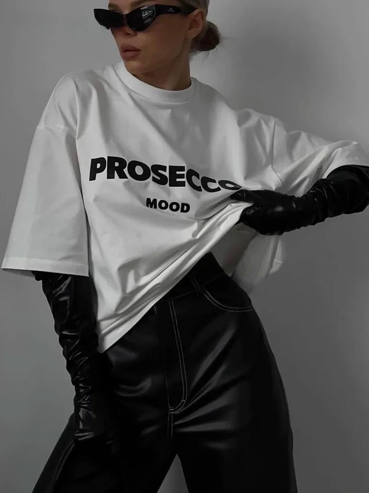 Женская футболка с короткими рукавами и принтом размера PLUS, свободная и повседневная, мягкая, удобная и дышащая, для занятий спортом на открытом воздухе 
Женская футболка с короткими рукавами и принтом размера PLUS, свободная и повседневная, мягкая, удобная и дышащая, для занятий спортом на открытом воздухе