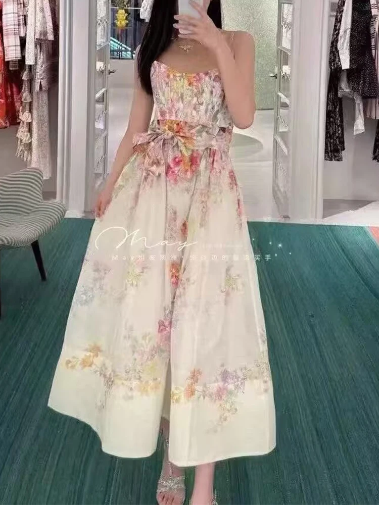 2025 Summer New Women's French Retro Positioning Print Temperament Sleeveless Waist Slim Fit Organza Suspender Dress
2025 Summer New Women's French Retro Positioning Print Temperament Sleeveless Waist Slim Fit Organza Suspender Dress