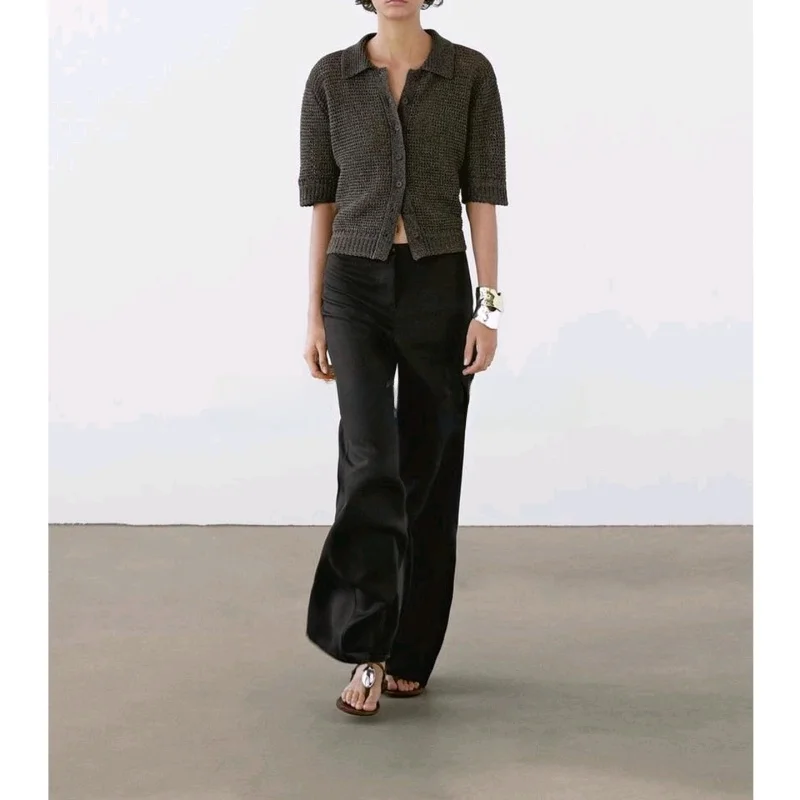 Женское полое ort Sve irt, дышащее островное волокно, осеннее новое поступление, прямое волокно из полиэфирного волокна
Женское полое ort Sve irt, дышащее островное волокно, осеннее новое поступление, прямое волокно из полиэфирного волокна