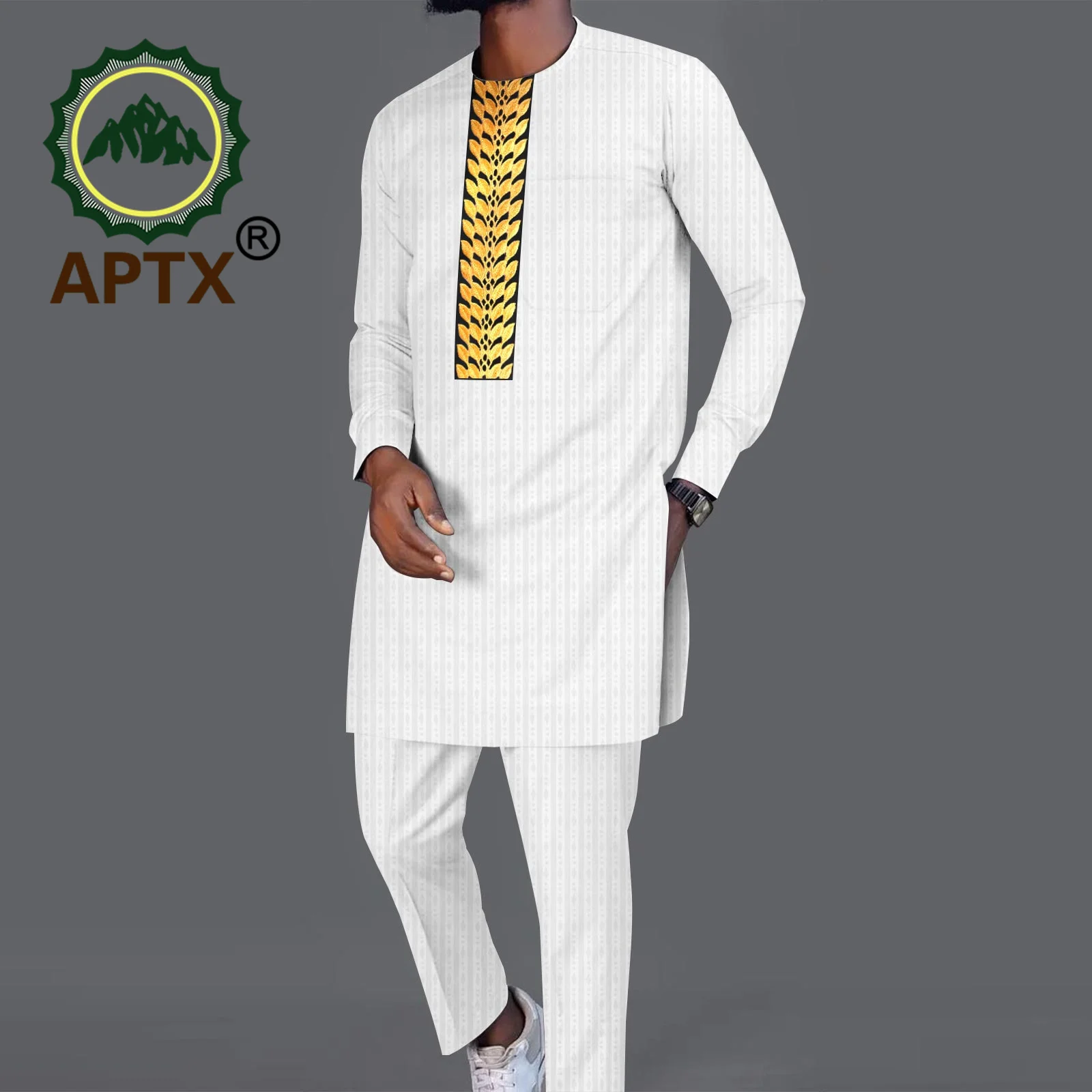 African Clothes for Men Traditional Fashion Causal Set Jacquard O-Neck Embroidery T-shirt Two Piece Wedding Formal Suit A2316046
African Clothes for Men Traditional Fashion Causal Set Jacquard O-Neck Embroidery T-shirt Two Piece Wedding Formal Suit A2316046