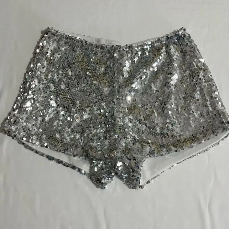 Sexy Sequins Low-rise Shorts Women's Nightclub Slim Hot Pants
Sexy Sequins Low-rise Shorts Women's Nightclub Slim Hot Pants