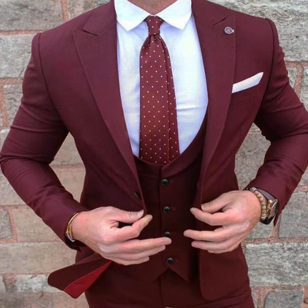 Fashion Suits For Men Classic Single Breasted Slim 3 Piece Peak Lapel Evening Party Business Formal Outfits Jacket Pants Vest
Fashion Suits For Men Classic Single Breasted Slim 3 Piece Peak Lapel Evening Party Business Formal Outfits Jacket Pants Vest