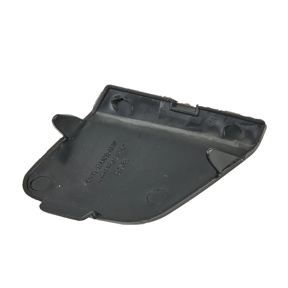 6x5.5x1.5cm New Bumper Tow Hook Cover Trailer Cover Front Front Bumper Tow Hook 1702946 BM5117A989AB Black Eye Cap
6x5.5x1.5cm New Bumper Tow Hook Cover Trailer Cover Front Front Bumper Tow Hook 1702946 BM5117A989AB Black Eye Cap