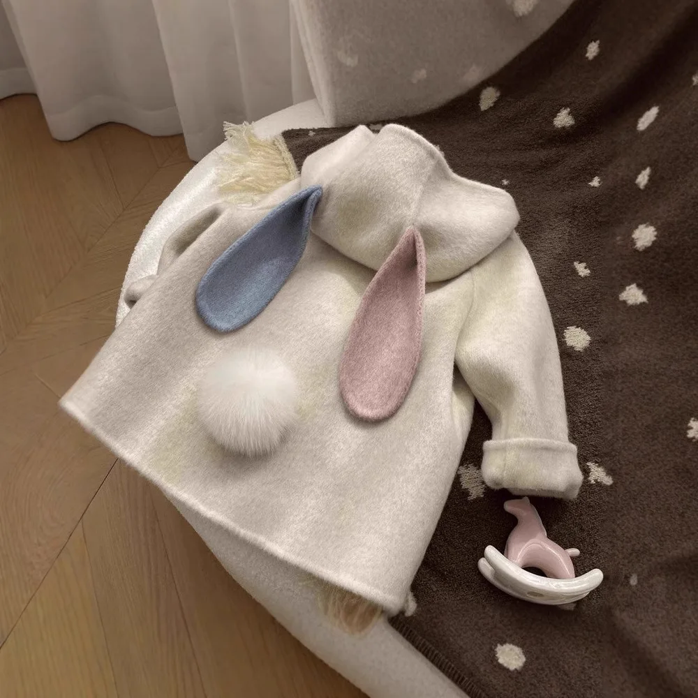 Girls' Coat Fleece and Thicker 2025 Autumn and Winter New Cute Children's Woolen Coat
Girls' Coat Fleece and Thicker 2025 Autumn and Winter New Cute Children's Woolen Coat