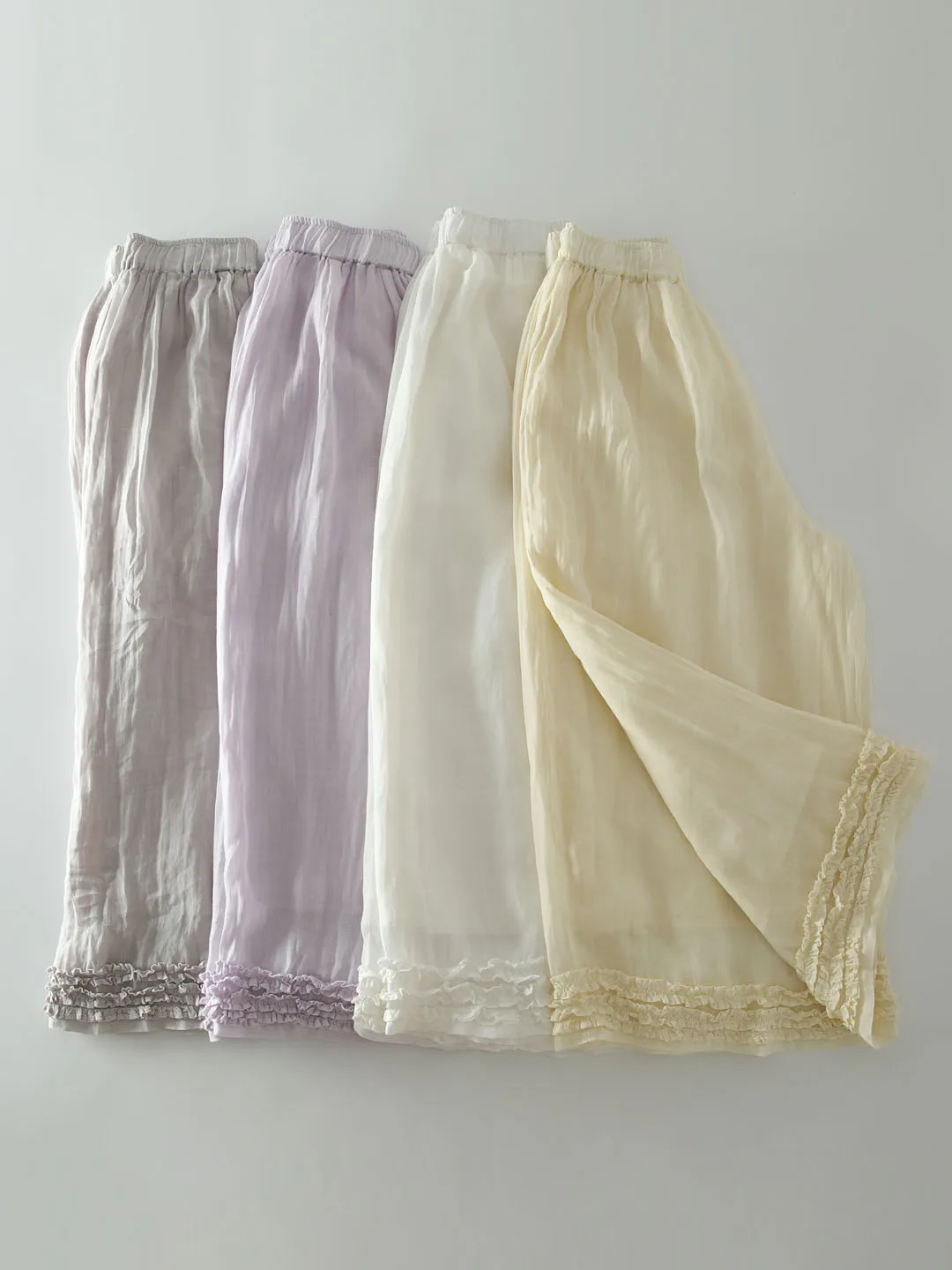 Новые летние льняные брюки-палаццо для женщин: свободные, универсальные, с эластичным поясом, прямого кроя
Новые летние льняные брюки-палаццо для женщин: свободные, универсальные, с эластичным поясом, прямого кроя