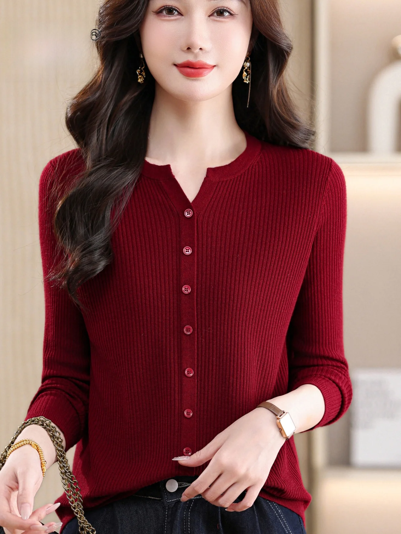 Женская вязаная кофта на весну-осень с открытым воротником, тонкая, модная, теплая, с воротником-стойкой, стандартный крой, трикотаж
Женская вязаная кофта на весну-осень с открытым воротником, тонкая, модная, теплая, с воротником-стойкой, стандартный крой, трикотаж