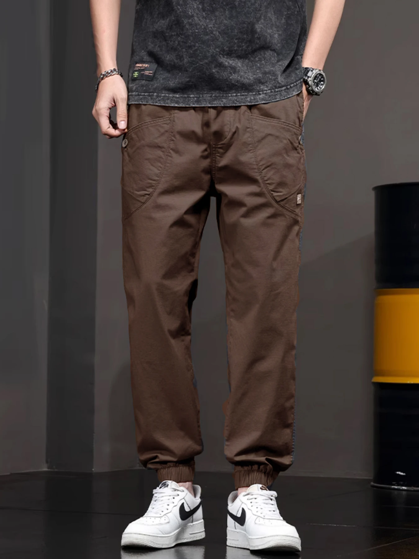 Work uniform paratrooper pants men's loose thin style drawstring casual pants trendy work pants men's pants quick drying breatha
Work uniform paratrooper pants men's loose thin style drawstring casual pants trendy work pants men's pants quick drying breatha