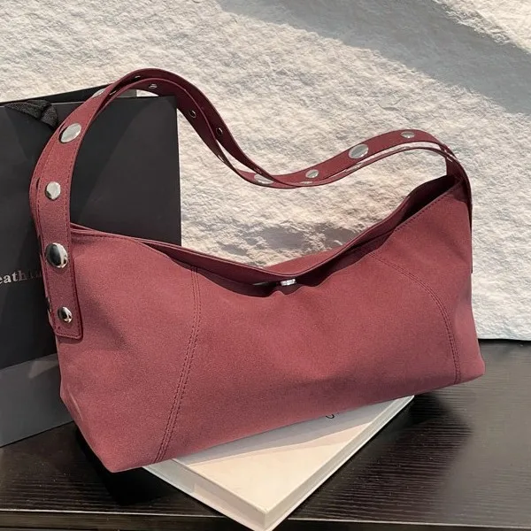 High-End Retro Frosted Crossbody Bag for Women - 2025 New Korean Niche Versatile Dumpling & Horn Bag 
High-End Retro Frosted Crossbody Bag for Women - 2025 New Korean Niche Versatile Dumpling & Horn Bag