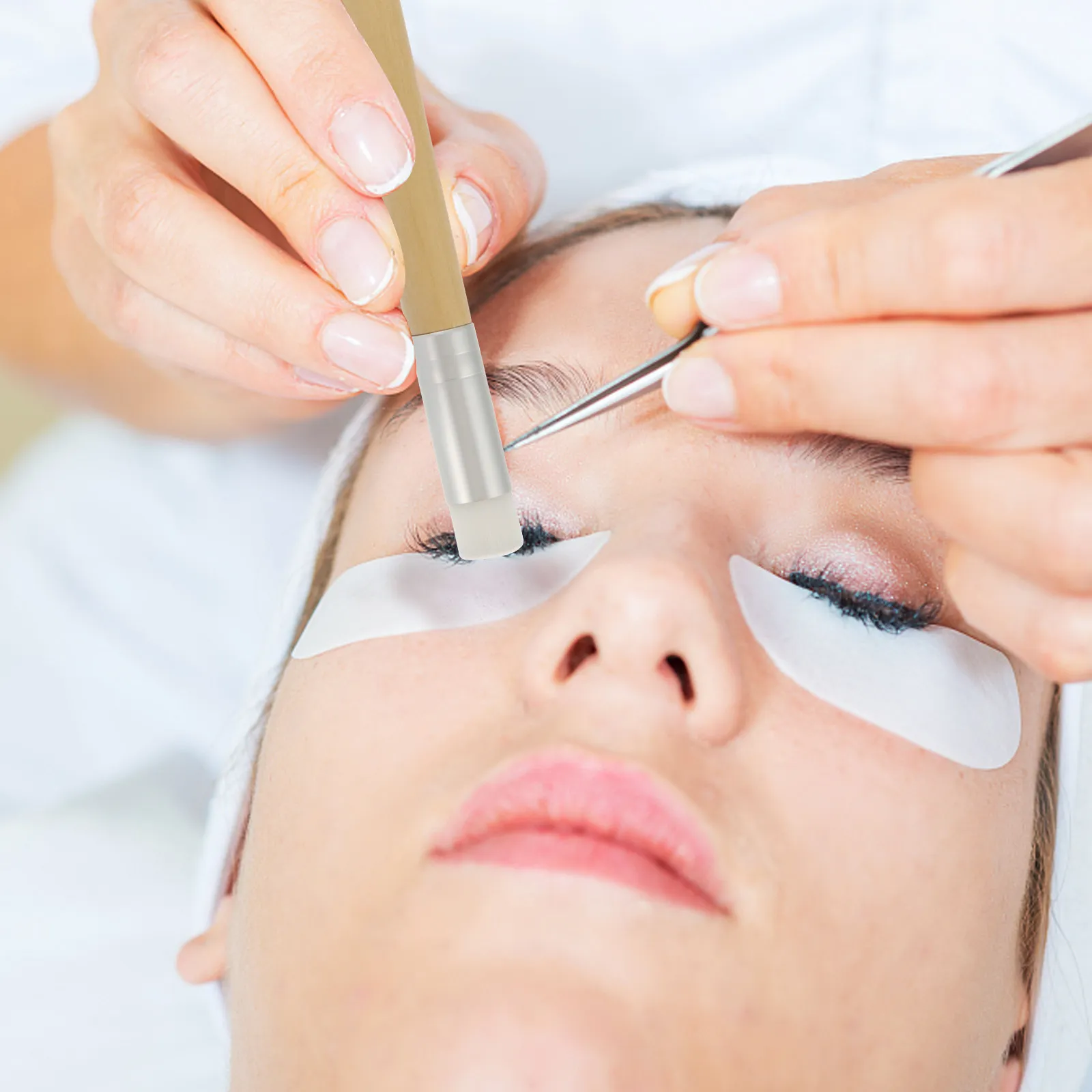 Пенка-шампунь для ресниц и бровей 50 мл: глубокое очищение, удаление жирных отложений с век, удобный формат для путешествий
Пенка-шампунь для ресниц и бровей 50 мл: глубокое очищение, удаление жирных отложений с век, удобный формат для путешествий