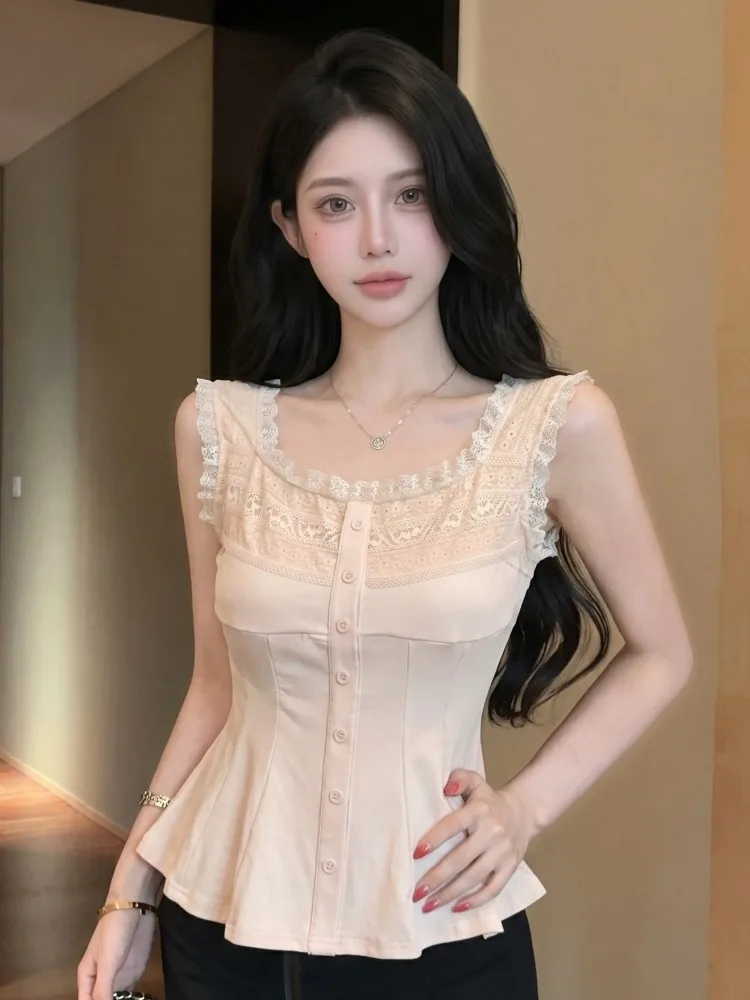 Sweet Lace Splice Square Collar Slimming Fashion Top Summer New Design High-End Feeling Vest Korean Style Breathable Skin-Fri...
Sweet Lace Splice Square Collar Slimming Fashion Top Summer New Design High-End Feeling Vest Korean Style Breathable Skin-Fri...