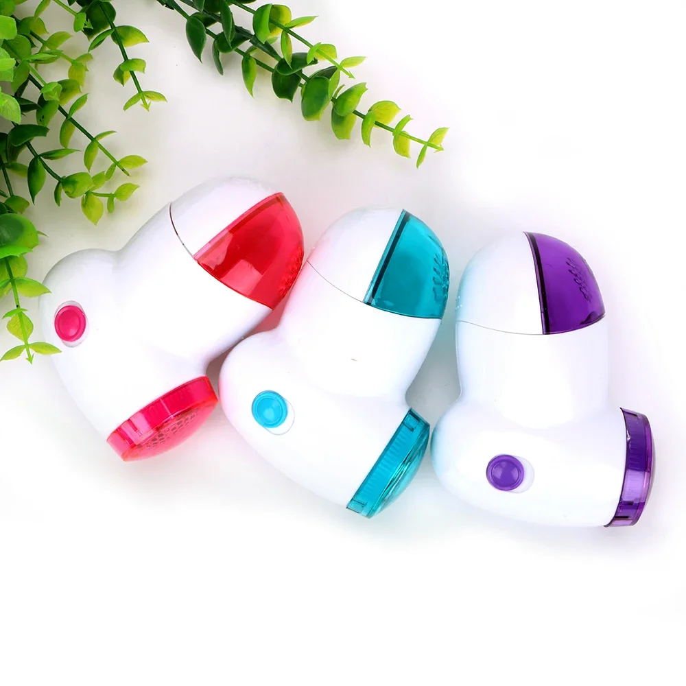 Random Color Fabric Sweater Fuzz Pills Shaver Portable Electric Clothing Lint Pills Removers Clothes Fluff Pellets Cut Machine
Random Color Fabric Sweater Fuzz Pills Shaver Portable Electric Clothing Lint Pills Removers Clothes Fluff Pellets Cut Machine