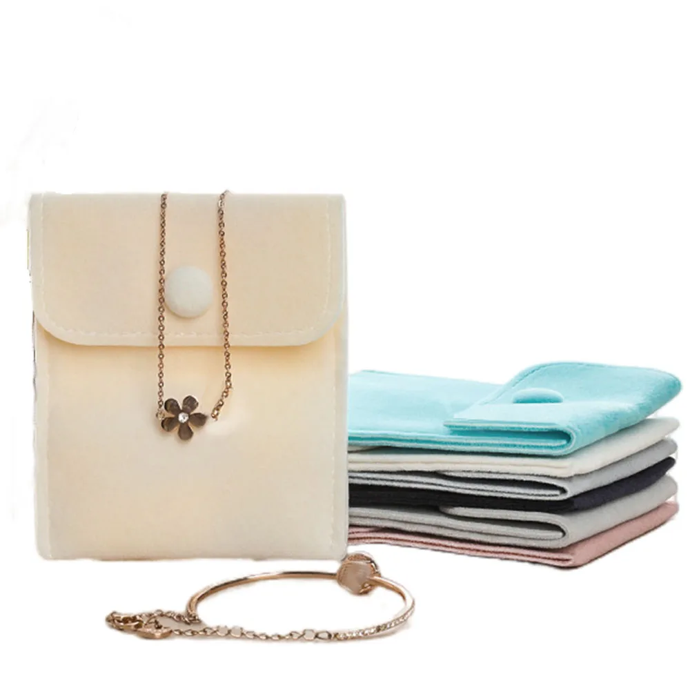 5pcs Soft Velvet Cloth Bags Gifts Bracelets Necklaces Earrings Rings Storage Pouch For Jewelry Packaging Supplies Accessories
5pcs Soft Velvet Cloth Bags Gifts Bracelets Necklaces Earrings Rings Storage Pouch For Jewelry Packaging Supplies Accessories