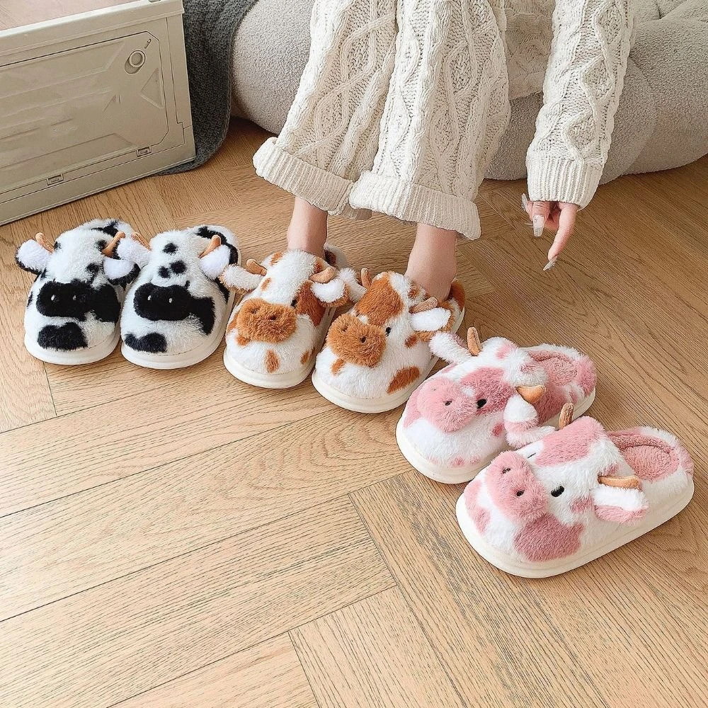 Fashion Thick Spotted Cow Slippers Warm Velvet Soft Plush Slippers Kawaii Non-slip Fleece Slippers Women Women
Fashion Thick Spotted Cow Slippers Warm Velvet Soft Plush Slippers Kawaii Non-slip Fleece Slippers Women Women