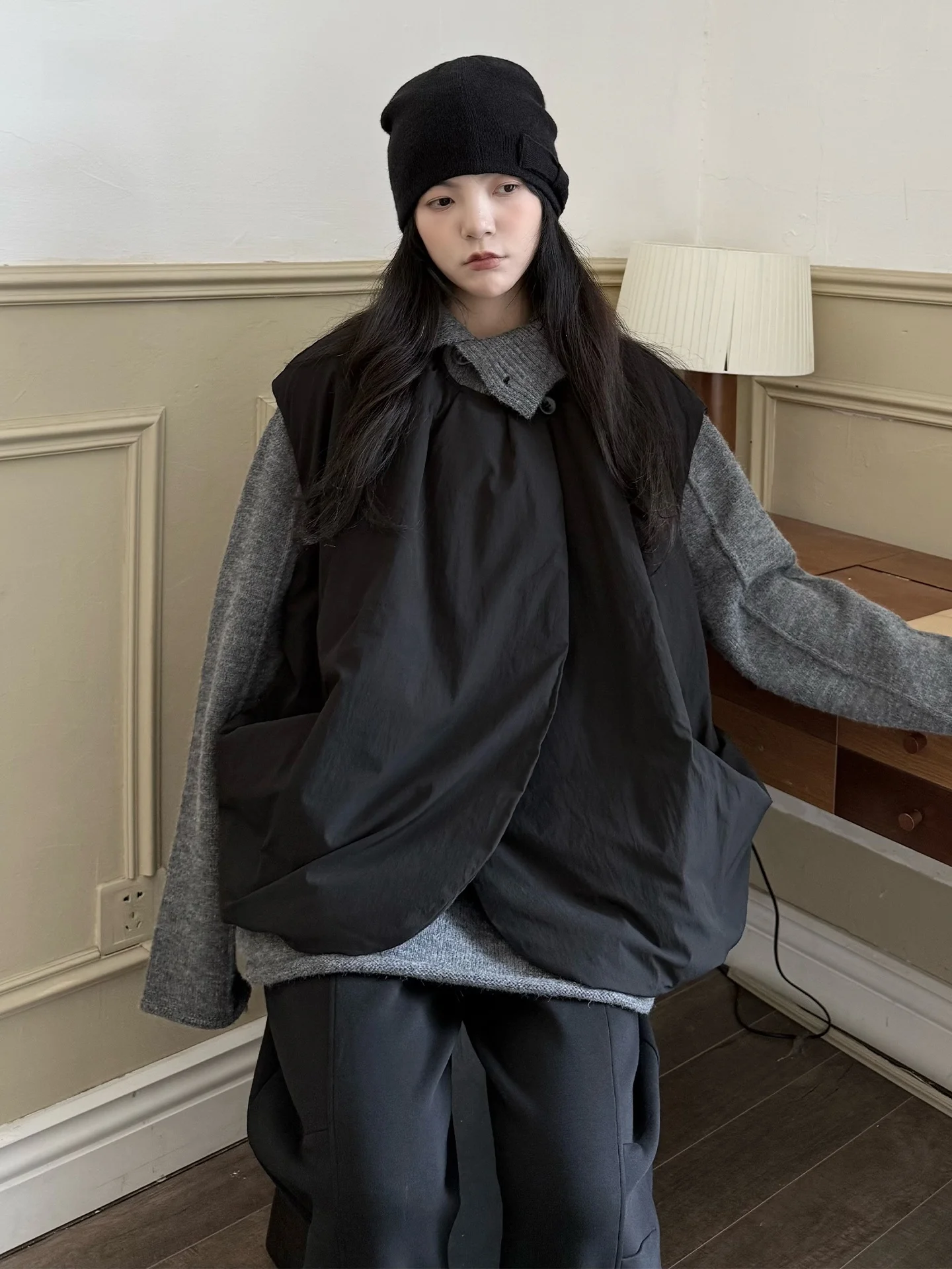 Легкий пуховый жилет Land And Mountain Island 90, белый ду пух, широкий свободный коврик, двусторонняя верхняя одежда с большим количеством размером
Легкий пуховый жилет Land And Mountain Island 90, белый ду пух, широкий свободный коврик, двусторонняя верхняя одежда с большим количеством размером