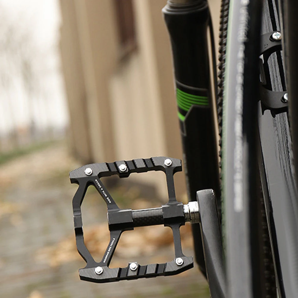 Aluminum Alloy Bike Pedals Durable Non-Slip Platform Pedals Shockproof Corrosion Resistant For Mountain Cycling Ride Comfort 
Aluminum Alloy Bike Pedals Durable Non-Slip Platform Pedals Shockproof Corrosion Resistant For Mountain Cycling Ride Comfort