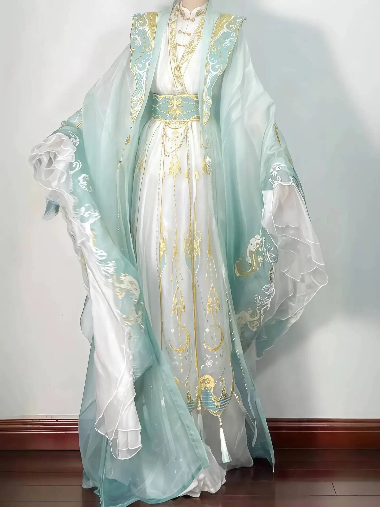 Hanfu With Elaborate Embroidery, Improved Elegant And Ethereal Martial Arts Style, Large-sleeve Shirt, New Style, Unisex Ancient
Hanfu With Elaborate Embroidery, Improved Elegant And Ethereal Martial Arts Style, Large-sleeve Shirt, New Style, Unisex Ancient