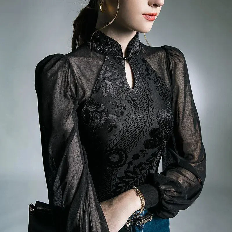 2026 vintage stand collar hollow out gauze chinese qipao tops trendy design sense slim fitting t-shirt elegant lady daily top
2026 vintage stand collar hollow out gauze chinese qipao tops trendy design sense slim fitting t-shirt elegant lady daily top