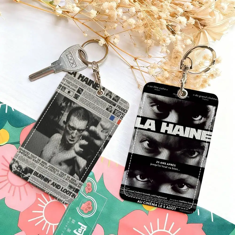 Модный кожаный чехол-брелок для карт L-La COOL Haine Movie, прочный держатель для кредитных и транспортных карт
Модный кожаный чехол-брелок для карт L-La COOL Haine Movie, прочный держатель для кредитных и транспортных карт