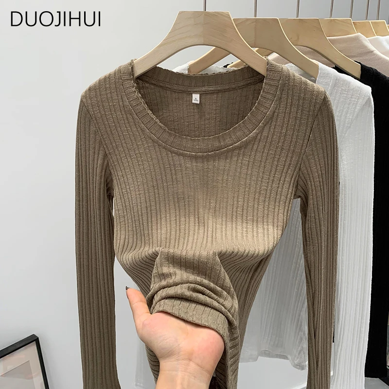 DUOJIHUI Базовые полосатые тонкие вязаные женские пуловеры цвета хаки, Осенние Простые Модные женские пуловеры с круглым вырезом и длинным рукавом
DUOJIHUI Базовые полосатые тонкие вязаные женские пуловеры цвета хаки, Осенние Простые Модные женские пуловеры с круглым вырезом и длинным рукавом