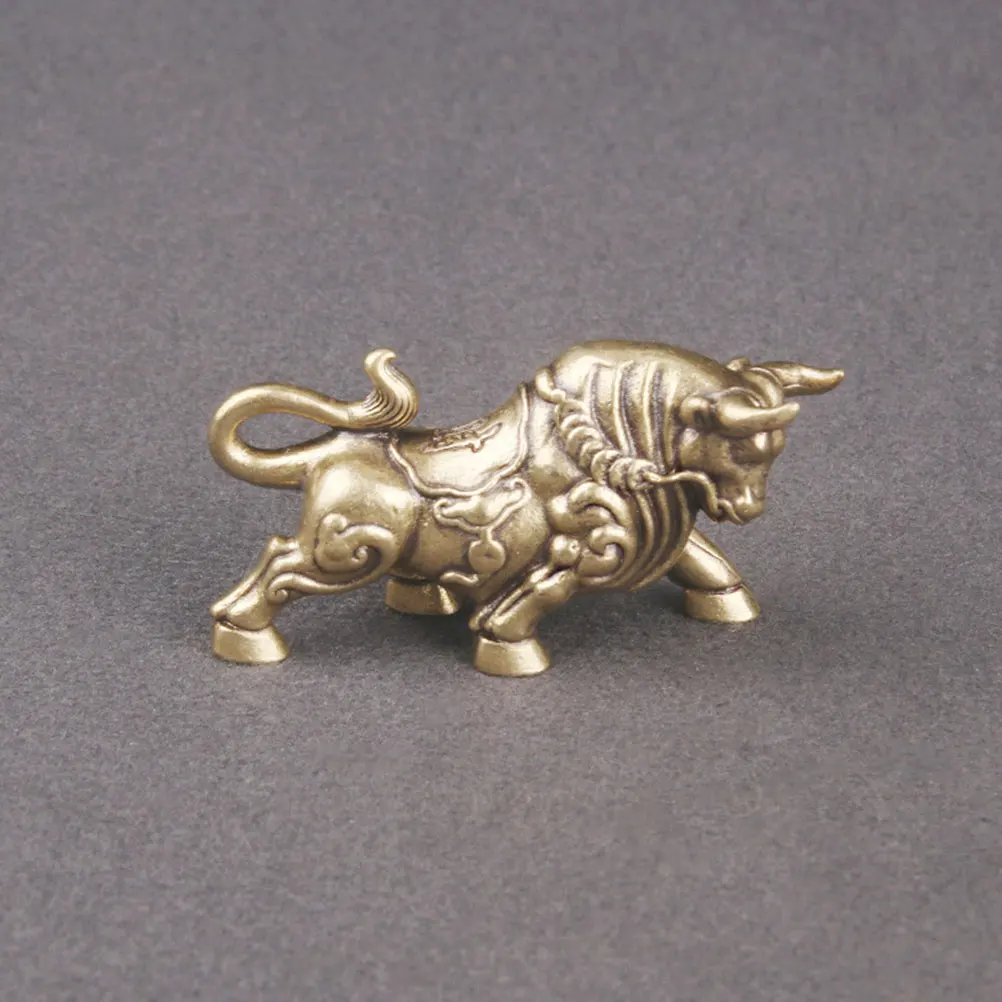 Miniature Brass Bull Statue Decor Vintage Zodiac Ox Ornament Compact Desktop Animal Craft Figurine Smooth Surface Delicate
Miniature Brass Bull Statue Decor Vintage Zodiac Ox Ornament Compact Desktop Animal Craft Figurine Smooth Surface Delicate