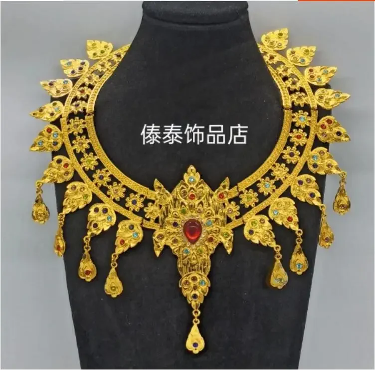 Thai Necklace Ethnic Style Golden Stage Performance Costume Accessories
Thai Necklace Ethnic Style Golden Stage Performance Costume Accessories