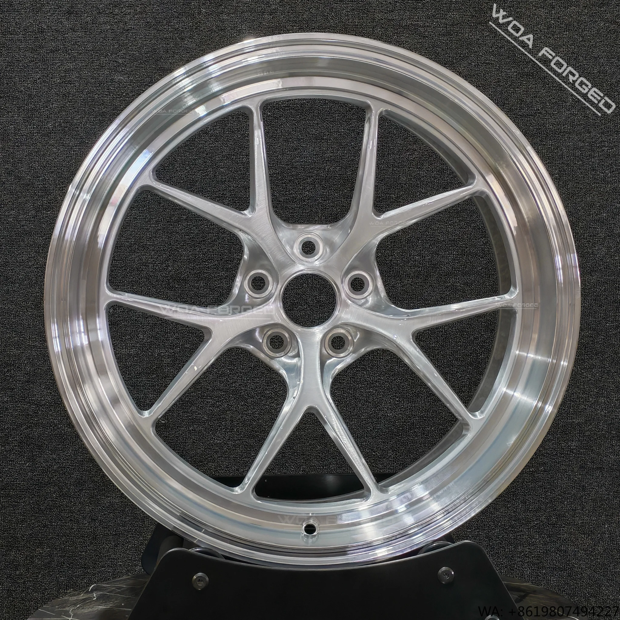 Stylish Sport Muscular Chrome Polished Aluminum Rims 18-22 Inch Five Spoke Forged Lightweight Car Wheels 100mm 5x114.3 Fit
Stylish Sport Muscular Chrome Polished Aluminum Rims 18-22 Inch Five Spoke Forged Lightweight Car Wheels 100mm 5x114.3 Fit
