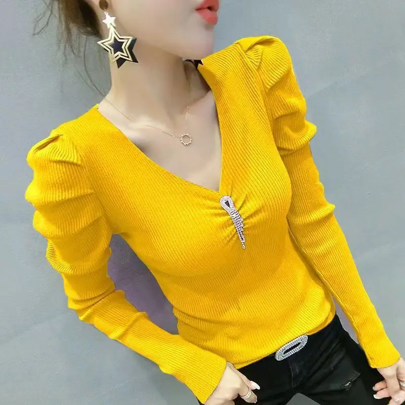 Diamond V-neck Knit Sweater For Women Autumn Winter 2024 New Slim Fit Slimming Bubble Sleeves Long Sleeved Base Sweater Women
Diamond V-neck Knit Sweater For Women Autumn Winter 2024 New Slim Fit Slimming Bubble Sleeves Long Sleeved Base Sweater Women