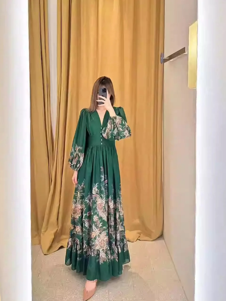 Длинное платье-фонарик с завышенной талией, V-образным вырезом, принтом, новая коллекция Dr Z Home Vaion, однотонное, в пол...
Длинное платье-фонарик с завышенной талией, V-образным вырезом, принтом, новая коллекция Dr Z Home Vaion, однотонное, в пол...