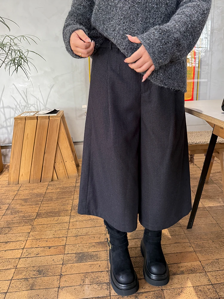 Брюки-палаццо больших размеров на осень-зиму, с высокой талией, А-силуэт, с вертикальными полосками, повседневные, идеальные для полных женщин...
Брюки-палаццо больших размеров на осень-зиму, с высокой талией, А-силуэт, с вертикальными полосками, повседневные, идеальные для полных женщин...