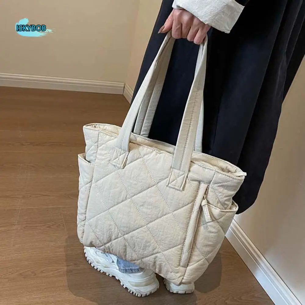 Стеганая хлопковая большая сумка большой вместимости, мягкая однотонная сумка на плечо, утолщенная сумка для хранения, дорожная сумка на каждый день
Стеганая хлопковая большая сумка большой вместимости, мягкая однотонная сумка на плечо, утолщенная сумка для хранения, дорожная сумка на каждый день