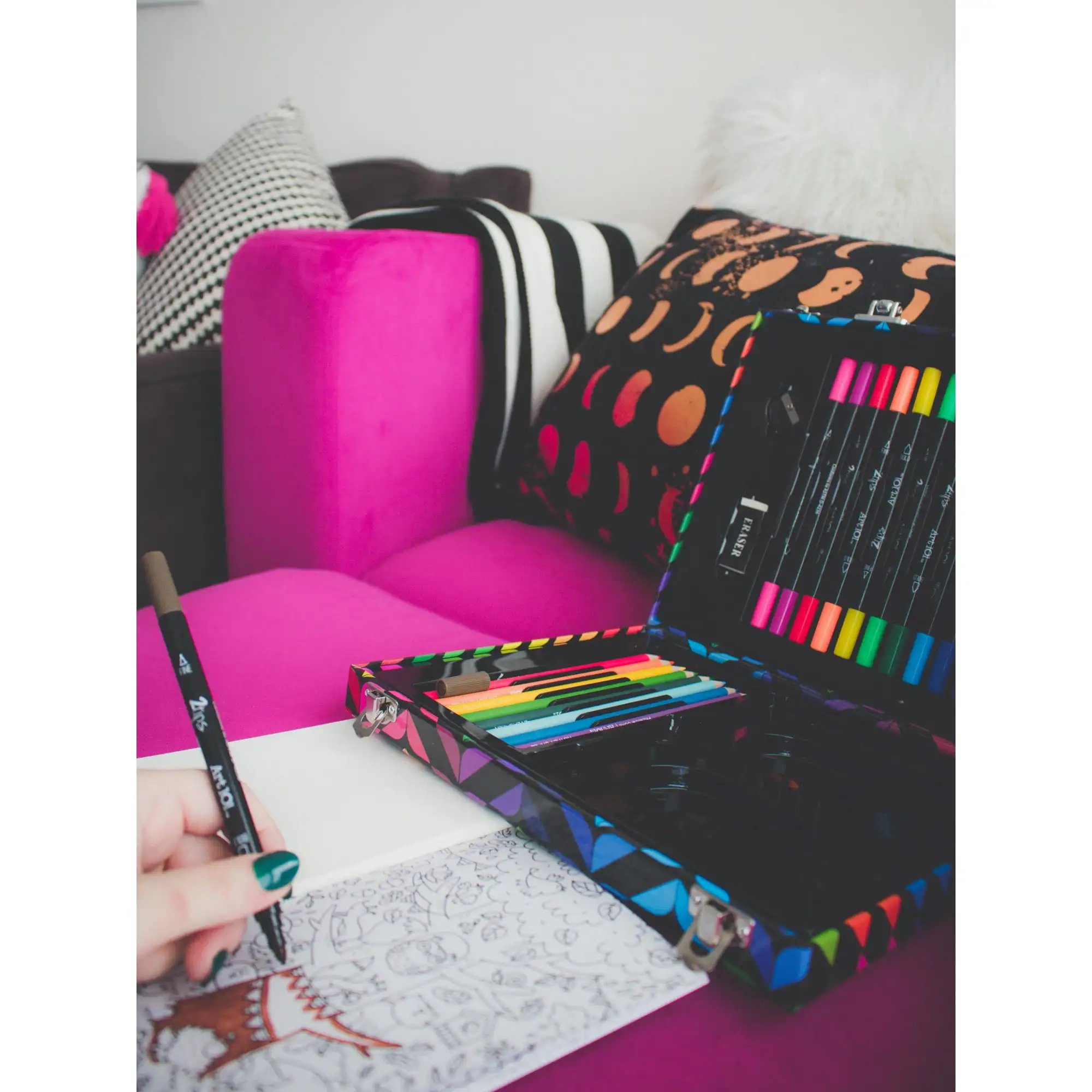 Art 101 Travel Multifunctional Beginner Art Set in Colorful Case with 24 Pieces for Children to Adults
Art 101 Travel Multifunctional Beginner Art Set in Colorful Case with 24 Pieces for Children to Adults