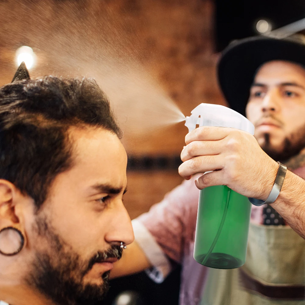 2025 New Salon Spray Bottle Refillable Plastic Hairdressing Misting Watering Can Professional Barbershop Styling Tools Supplies
2025 New Salon Spray Bottle Refillable Plastic Hairdressing Misting Watering Can Professional Barbershop Styling Tools Supplies