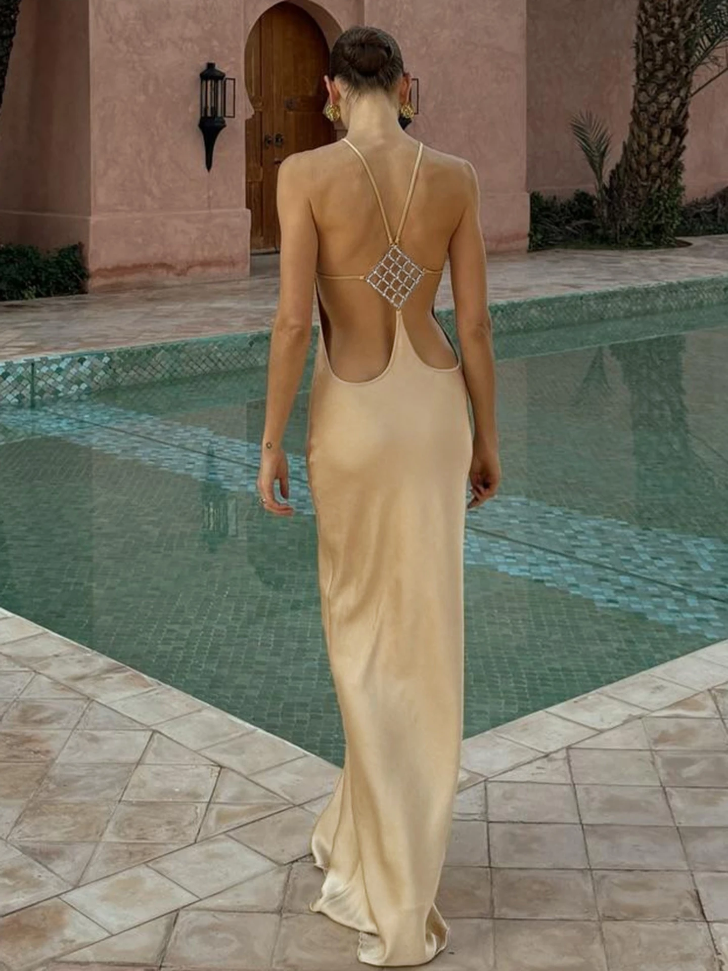 WEIRD PUSS Monaco Monte Carlo Women's Dress Neck Hanging Large Backless Diamond Waist Slimming Summer Travel Outfit
WEIRD PUSS Monaco Monte Carlo Women's Dress Neck Hanging Large Backless Diamond Waist Slimming Summer Travel Outfit